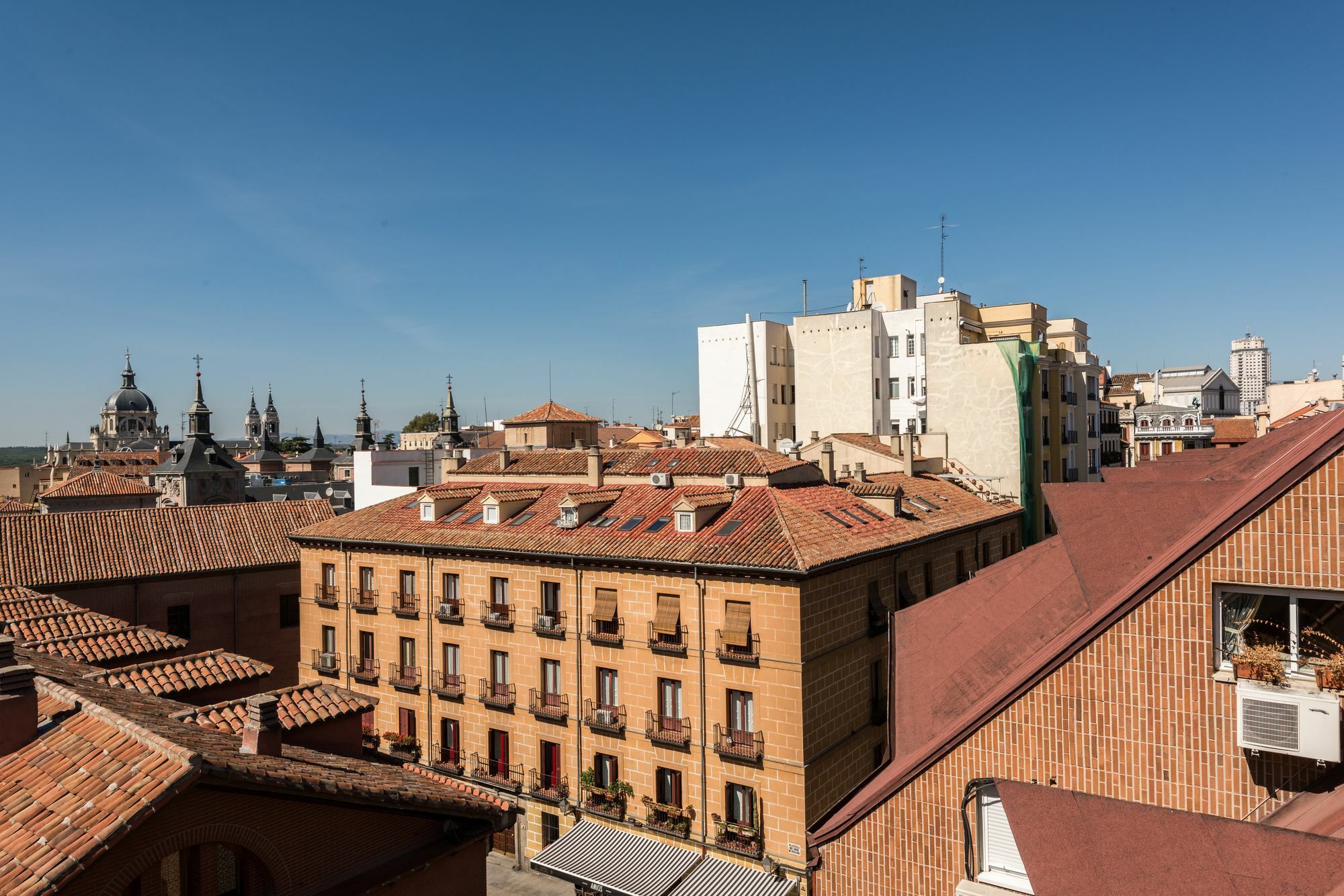 Smartrental Madrid Puerta Del Sol Exterior photo